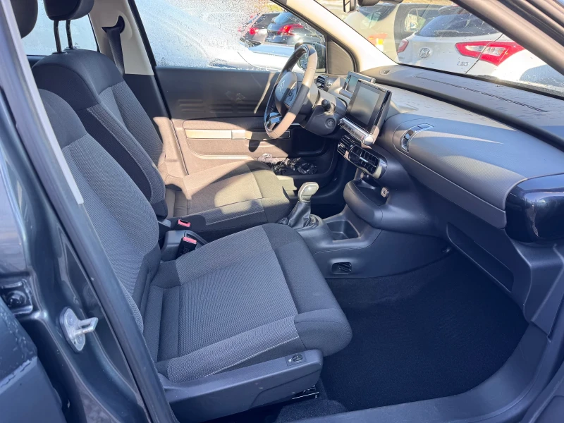 Citroen C4 Cactus 1.6hdi camera navi, снимка 13 - Автомобили и джипове - 52969125