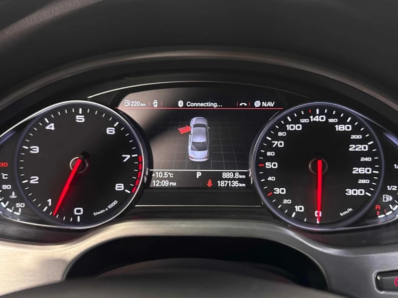 Audi A8 * Premium * CARFAX * БЕЗ ПЪРВОНАЧАЛНА ВНОСКА, снимка 8 - Автомобили и джипове - 53027219