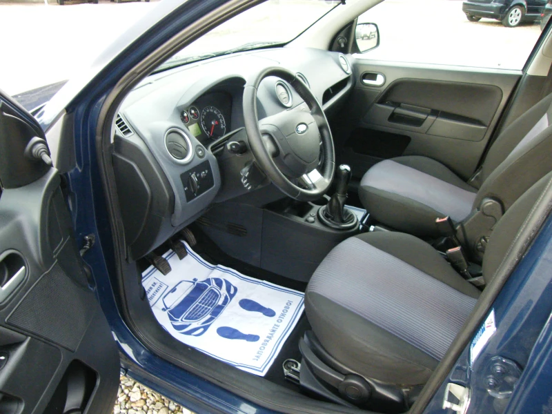 Ford Fusion 1.4i GAZ 114000km, снимка 8 - Автомобили и джипове - 53261782