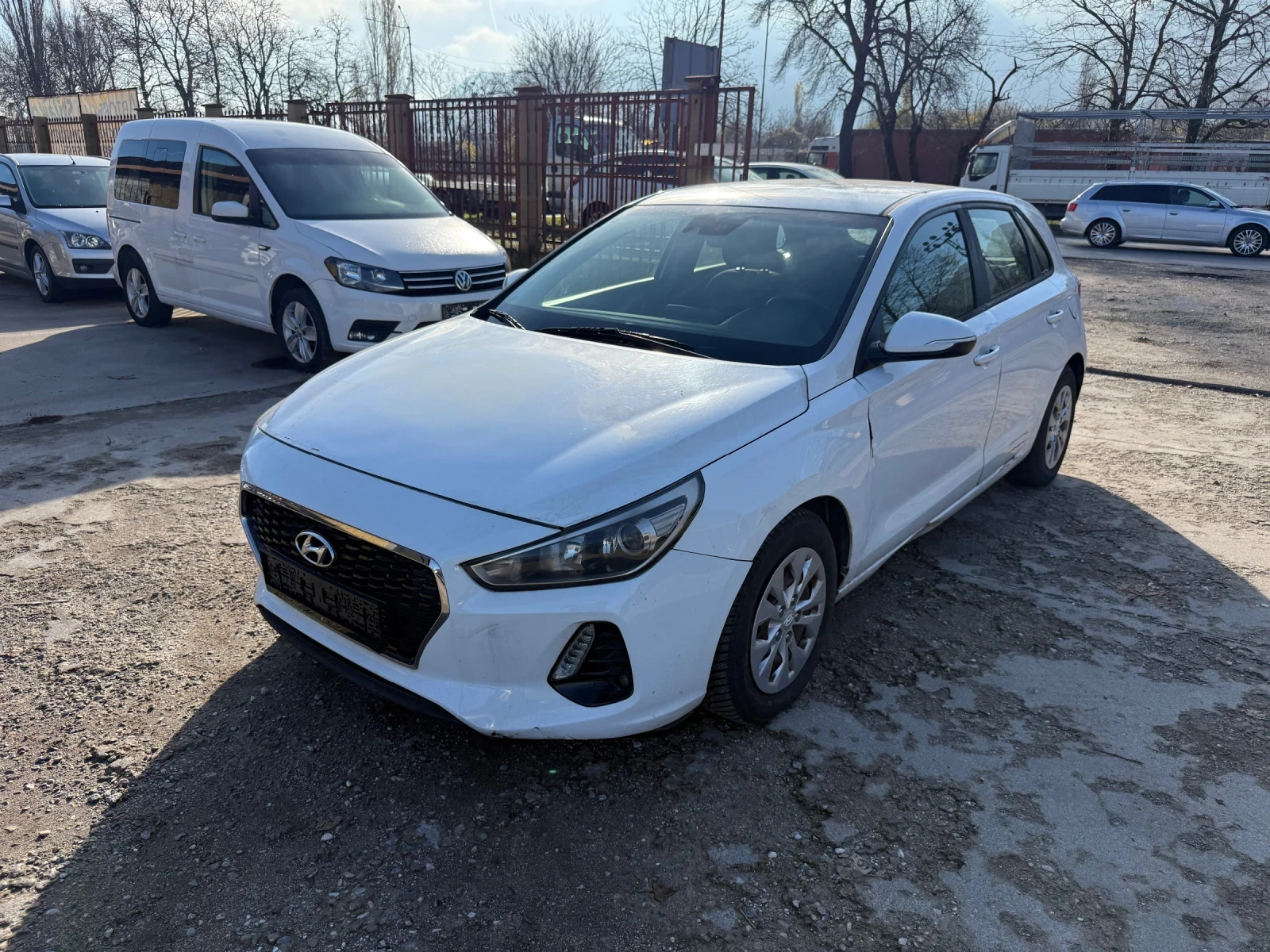 Hyundai I30 1.4i ГАЗ-заводска, снимка 1