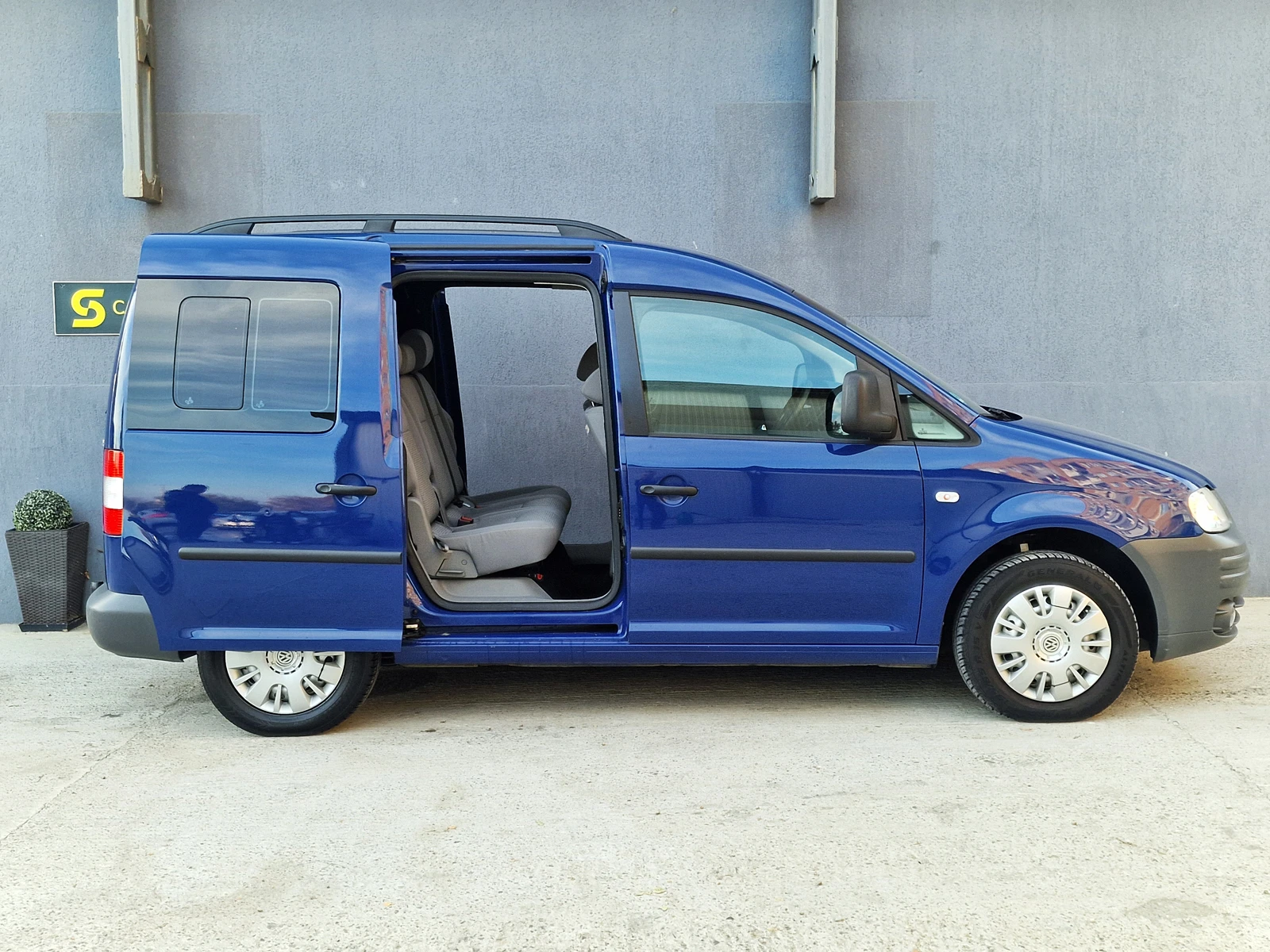 VW Caddy 1.4   7  | Mobile.bg   11
