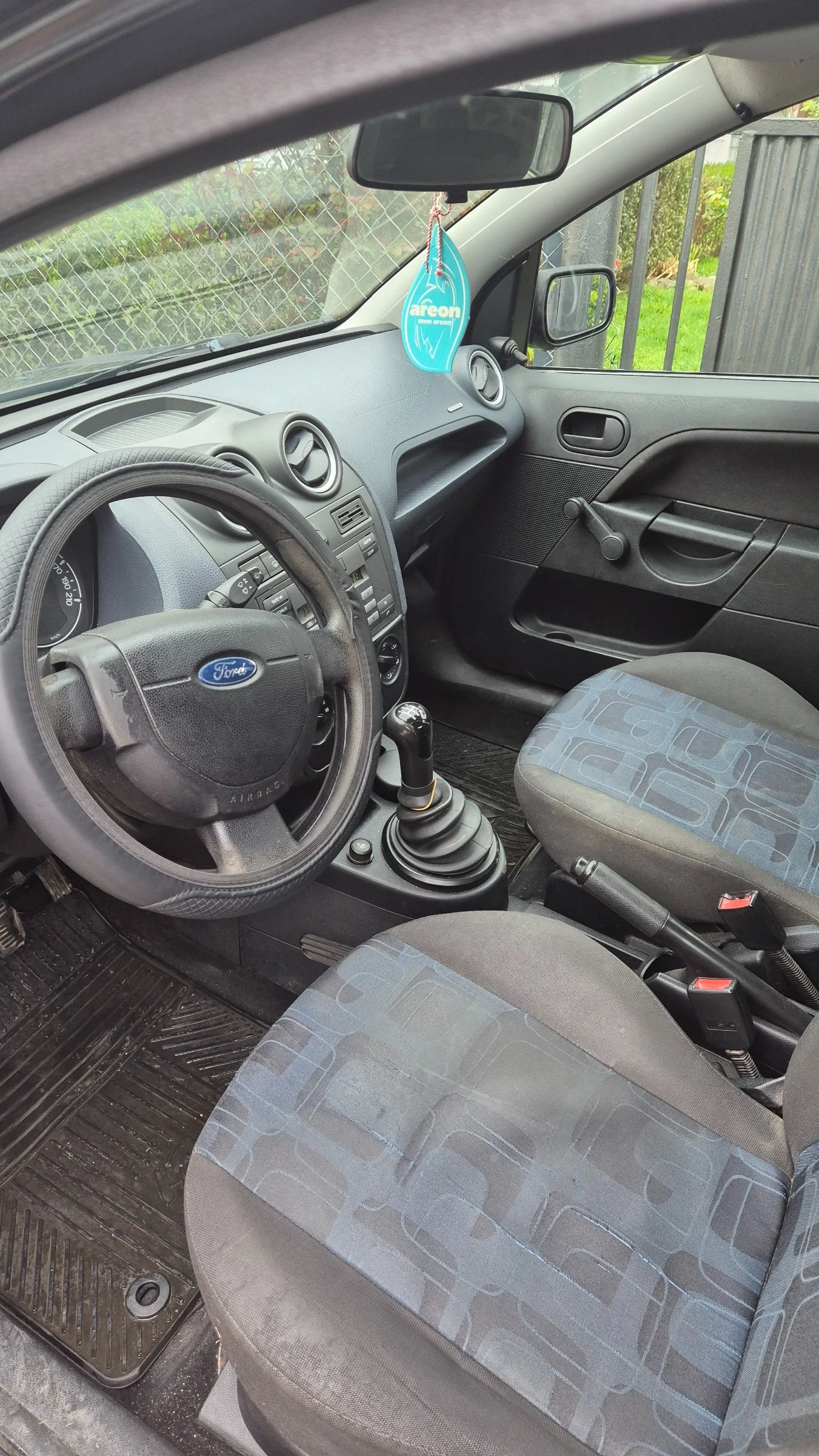 Ford Fiesta  - изображение 6