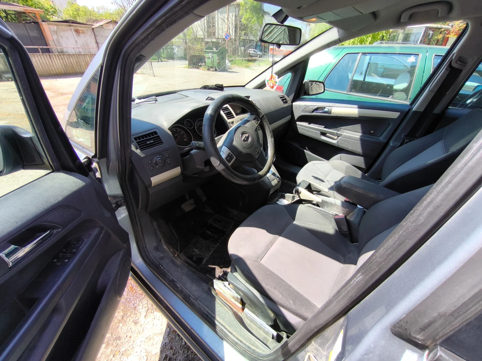 Opel Zafira  - изображение 2