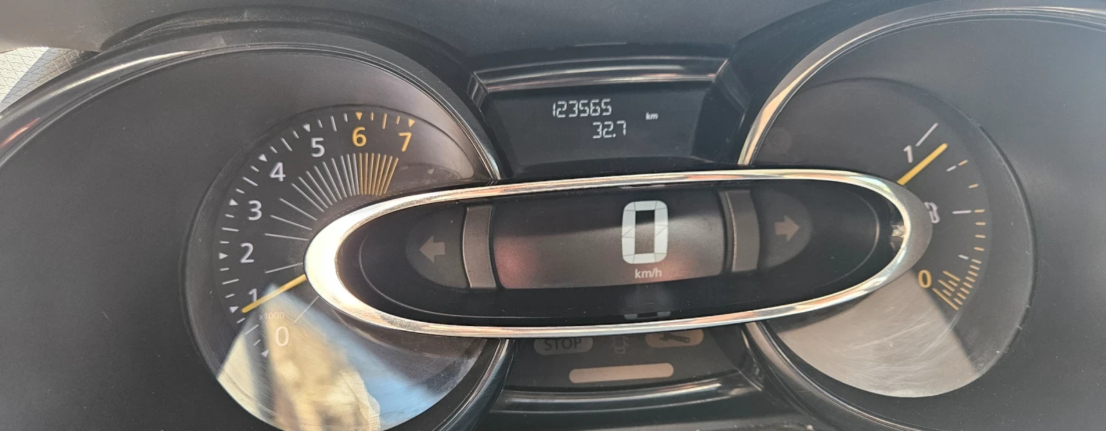 Renault Clio 1.2 безин - изображение 9