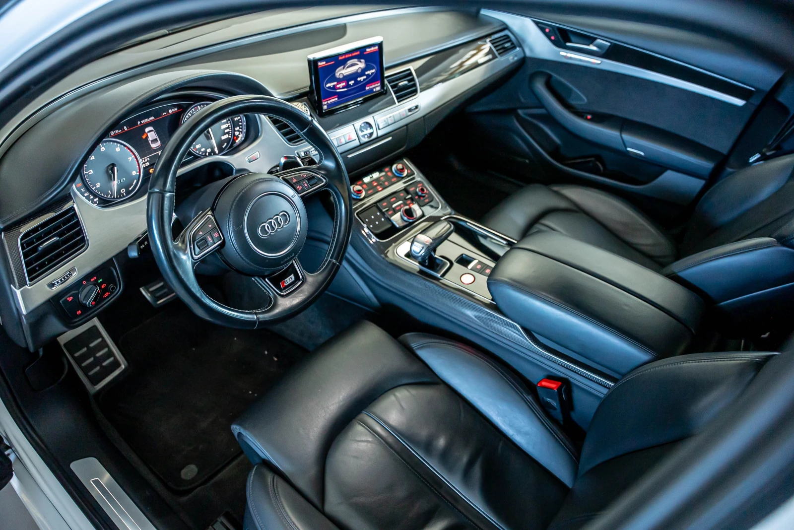 Audi S8 V8T Quattro - изображение 10