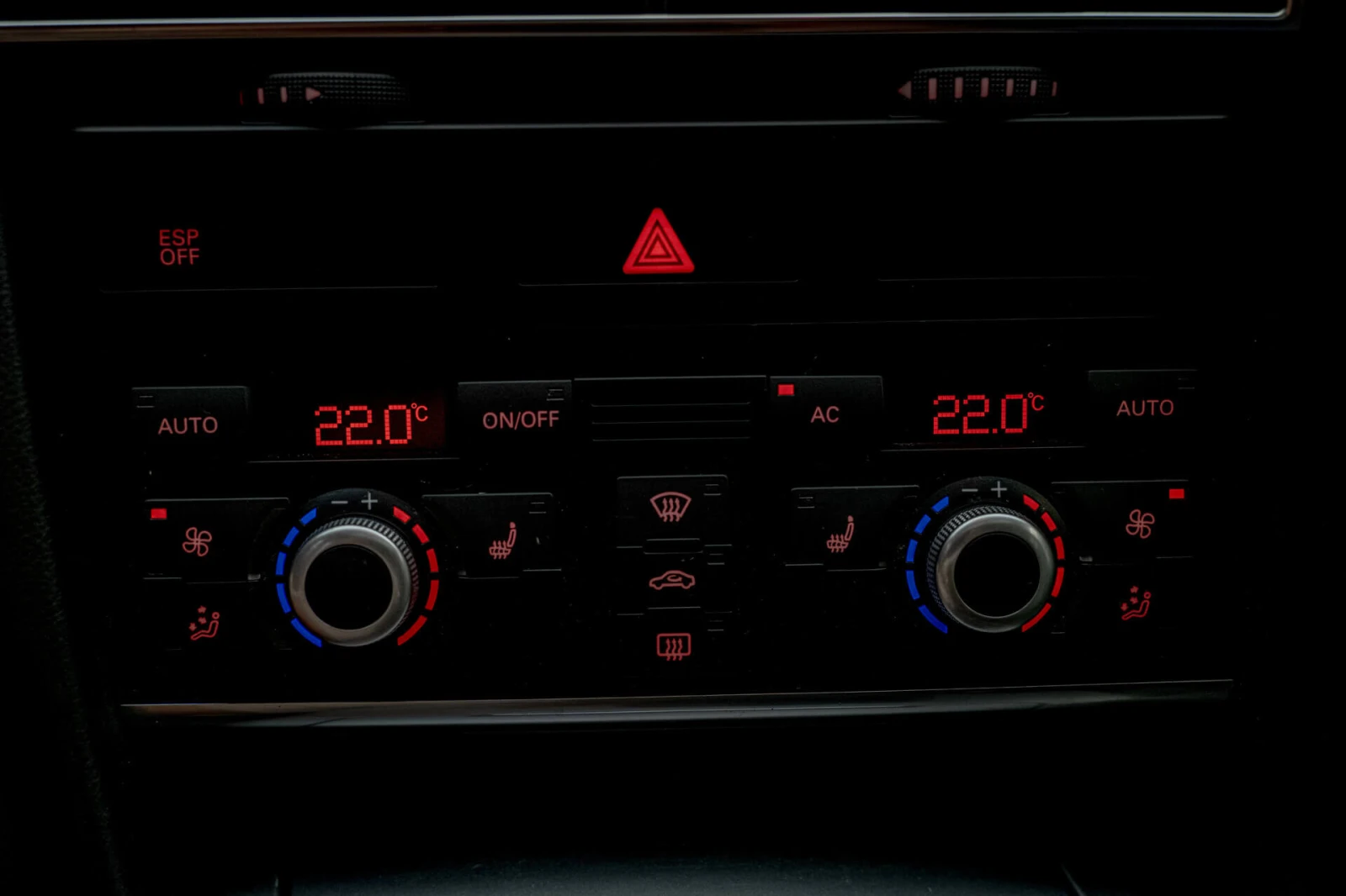 Audi A6 3.0TDI/Подгрев/Навигация/Quattro/Sline - изображение 9