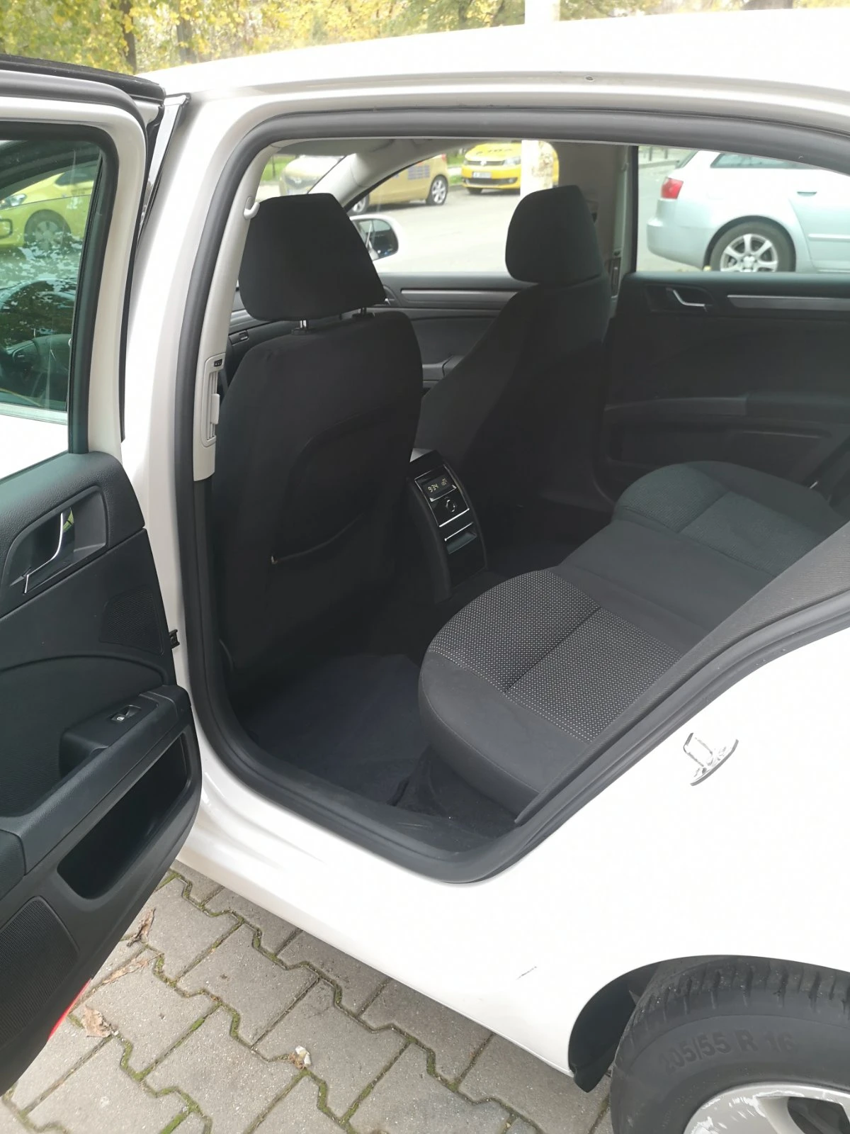 Skoda Superb 1.4 TSI 125hp 6MT | Mobile.bg � ����������� 9