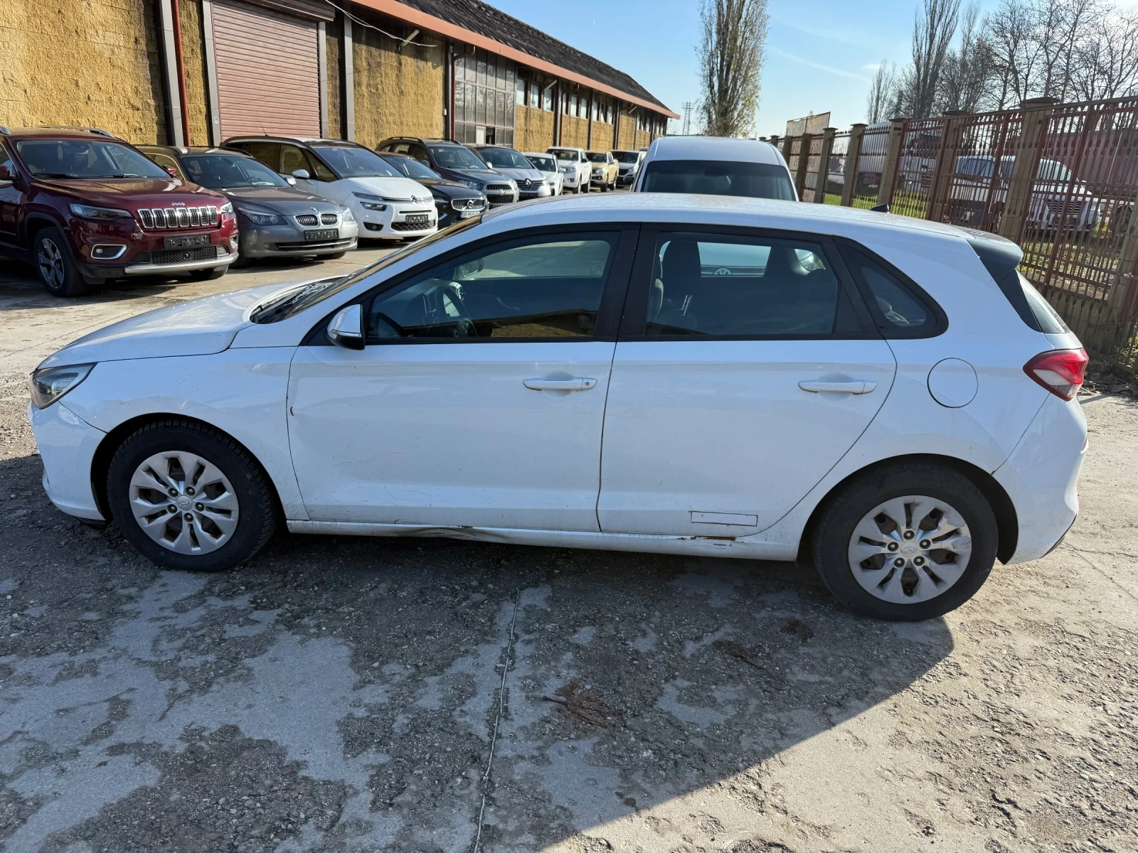 Hyundai I30 1.4i ГАЗ-заводска - изображение 4