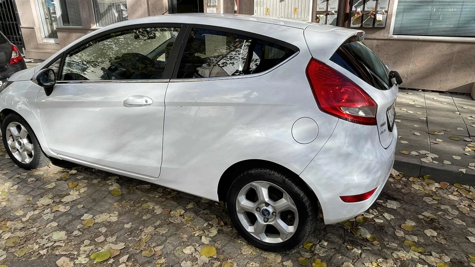 Ford Fiesta 1.4 TDCI, снимка 4 - Автомобили и джипове - 53841405
