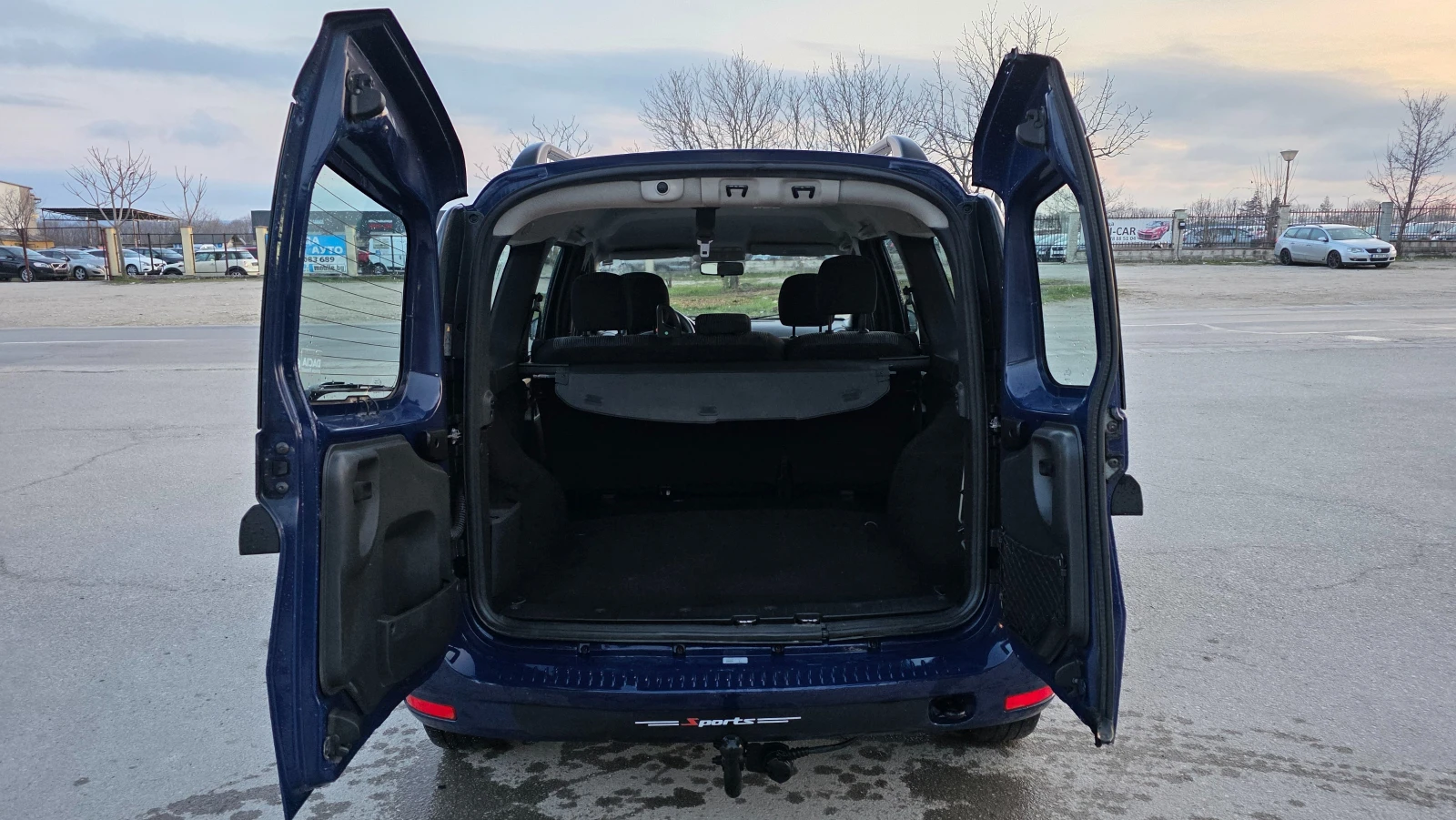 Dacia Logan 1.6i/87hp/УНИКАТ/FACE LIFT, снимка 10 - Автомобили и джипове - 54140328