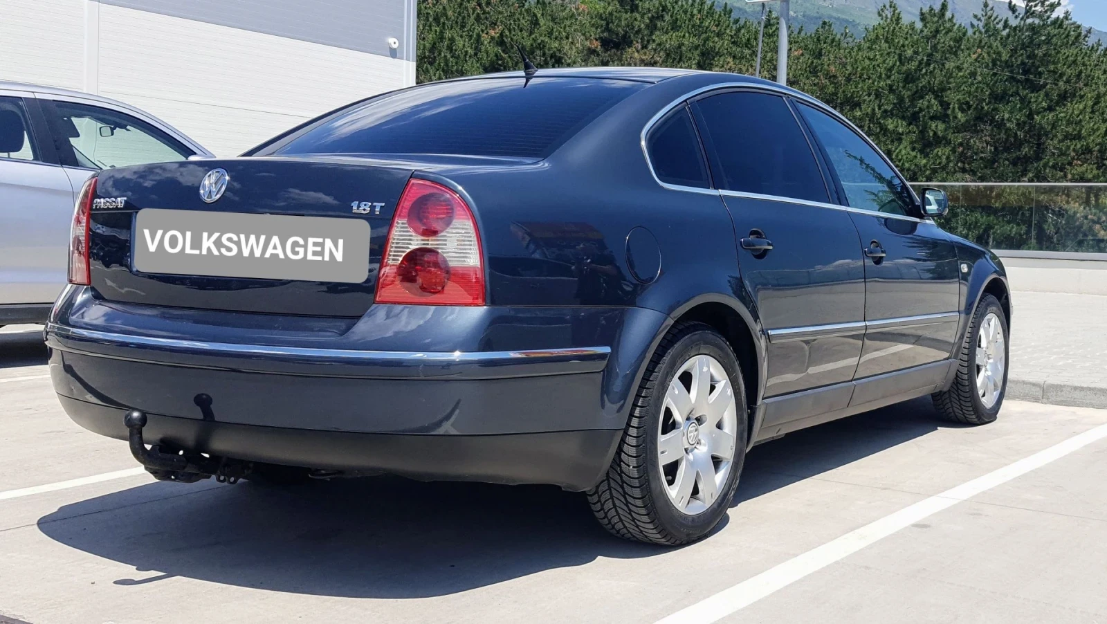 VW Passat 1.8 T, снимка 5 - Автомобили и джипове - 54503276