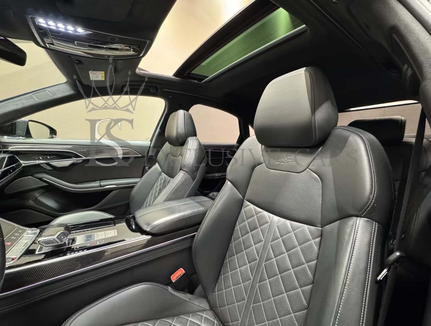 Audi S8 BLACK* B&O* CARBON* ВЕНТИЛАЦИЯ* PANO* HUD* , снимка 8 - Автомобили и джипове - 54845938