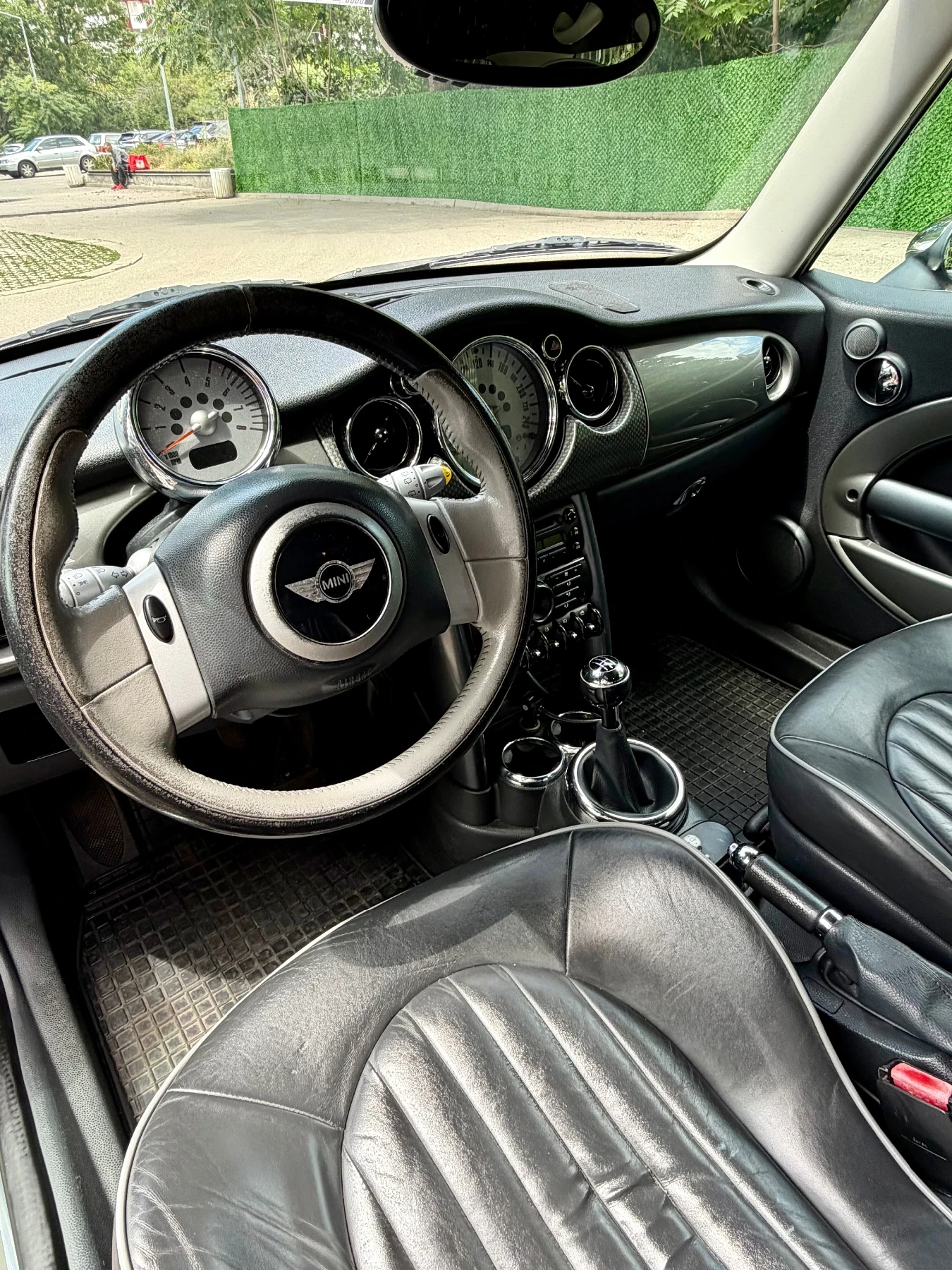 Mini One, снимка 12 - Автомобили и джипове - 55414276