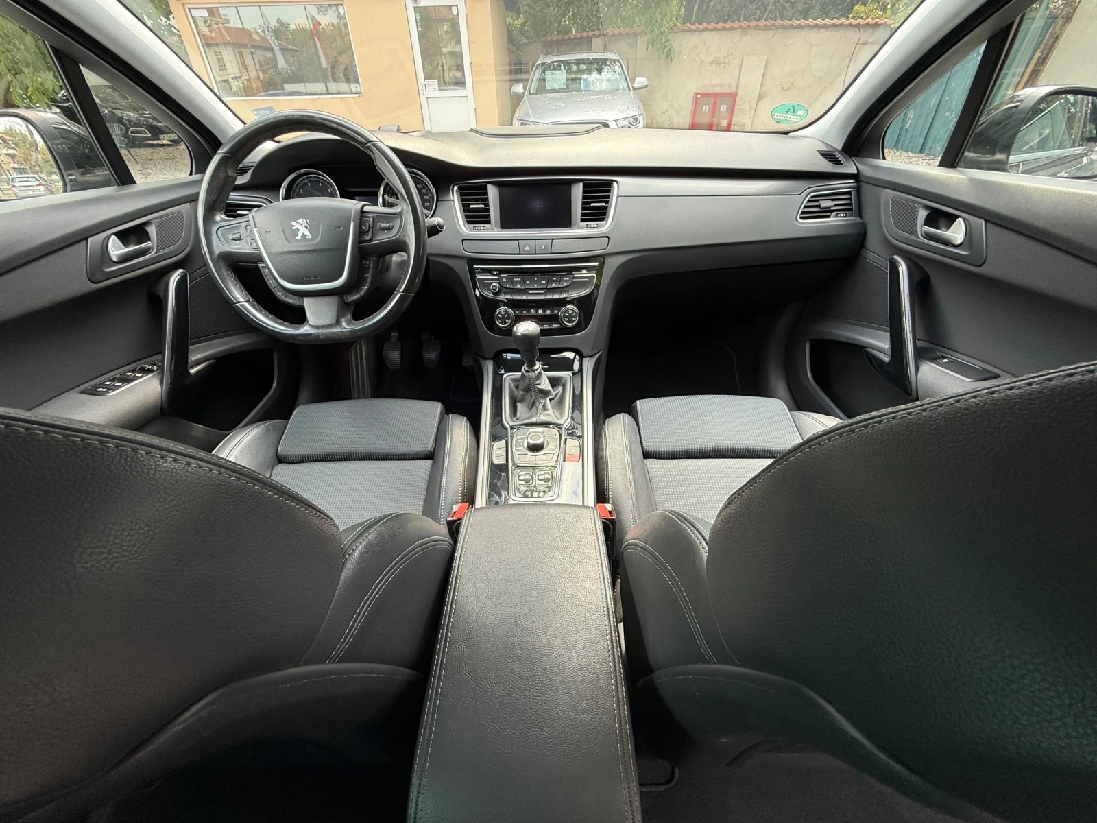 Peugeot 508 1.6i Allure 156k.c. - EURO5b - ОТЛИЧНО СЪСТОЯНИЕ, снимка 12 - Автомобили и джипове - 55788245