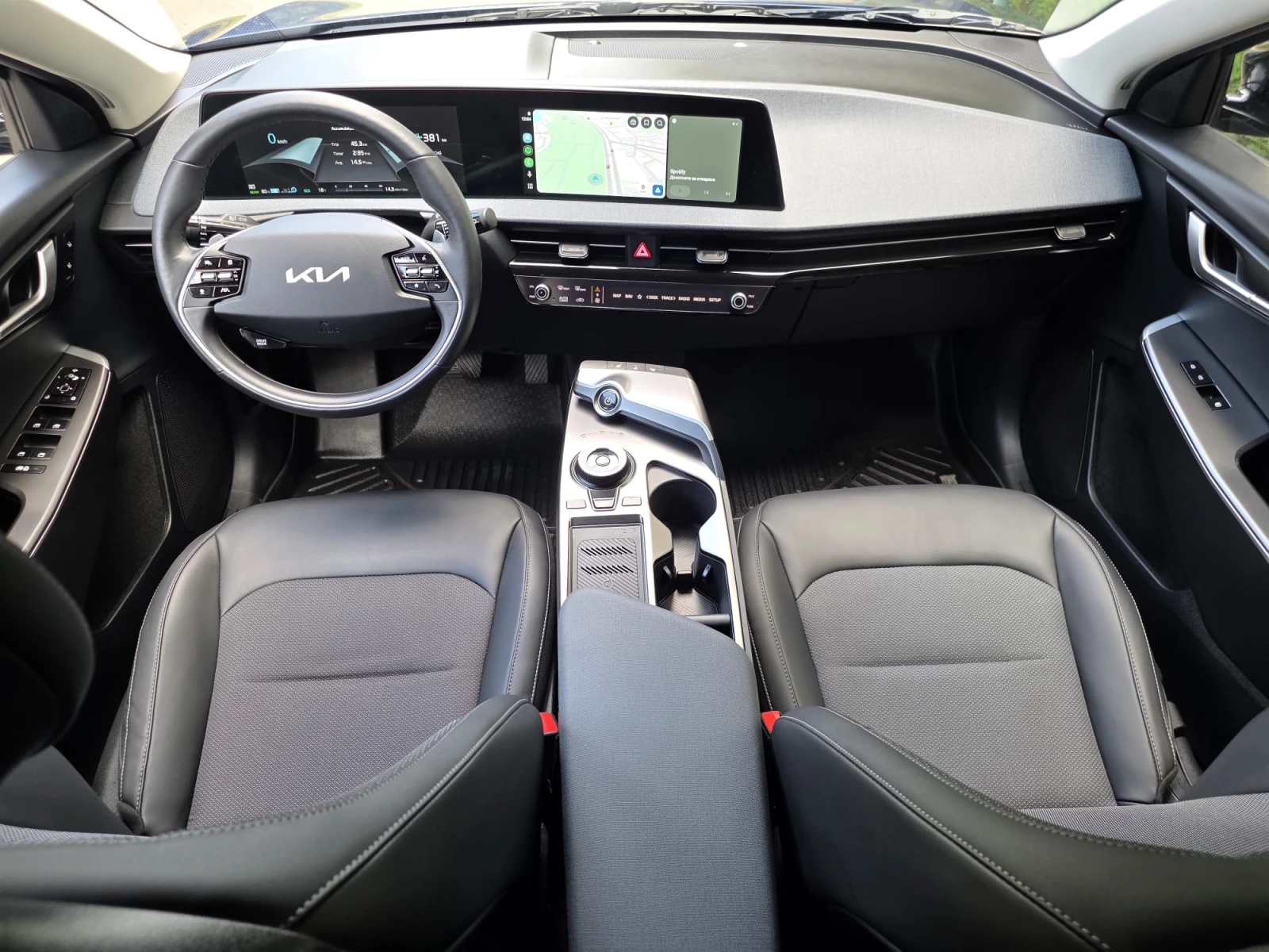 Kia EV6 long range-AWD-77.4 kw.h-325кс, снимка 12 - Автомобили и джипове - 56289131