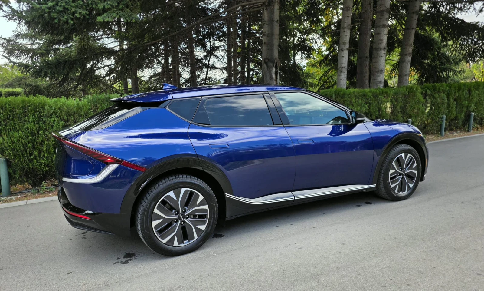 Kia EV6 long range-AWD-77.4 kw.h-325кс, снимка 8 - Автомобили и джипове - 56289131