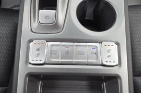 Hyundai Kona SOH 100%/64KWh/Premium, снимка 14