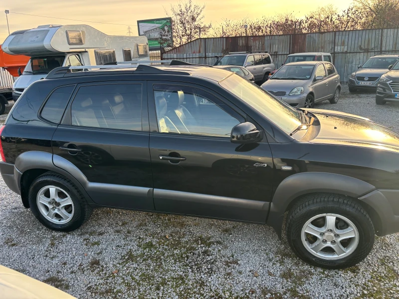 Hyundai Tucson, снимка 3 - Автомобили и джипове - 48031010