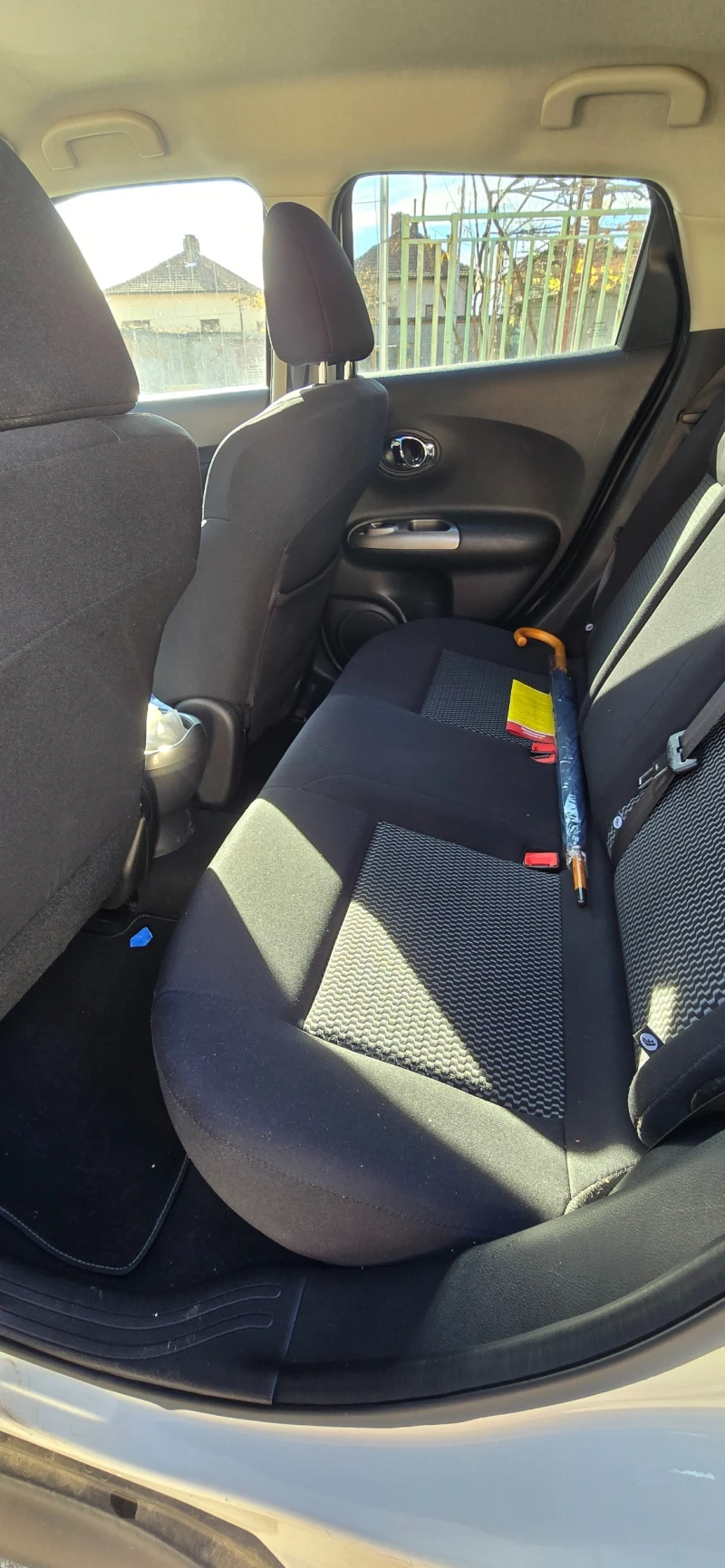 Nissan Juke, снимка 9 - Автомобили и джипове - 52620843