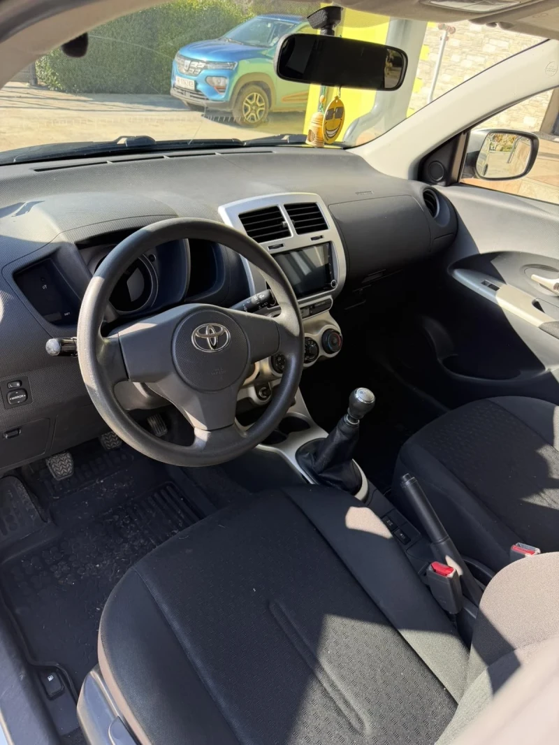 Toyota Urban Cruiser 1, 3, снимка 7 - Автомобили и джипове - 52726747