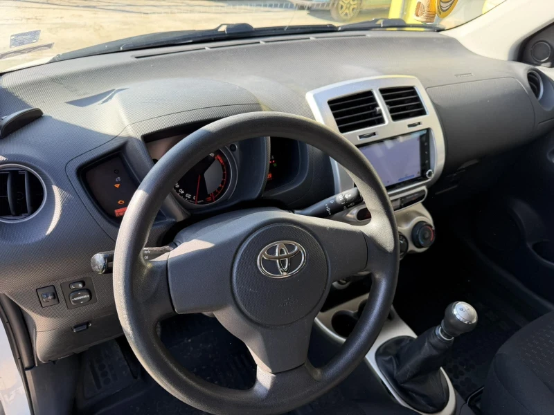 Toyota Urban Cruiser 1, 3, снимка 6 - Автомобили и джипове - 52726747