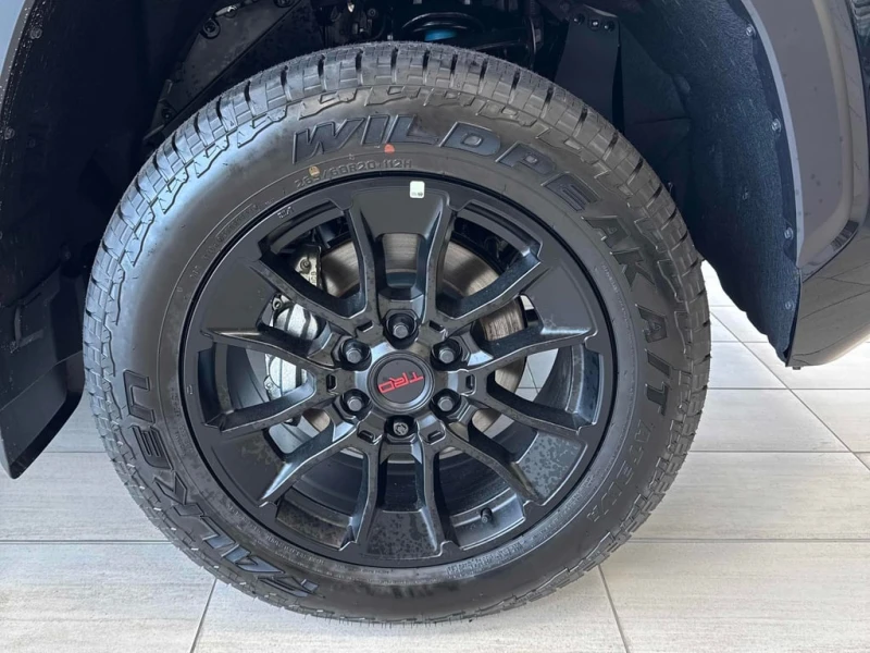 Toyota Tundra * SR * CARFAX * ЦЕНА ДО БГ, снимка 10 - Автомобили и джипове - 52835250