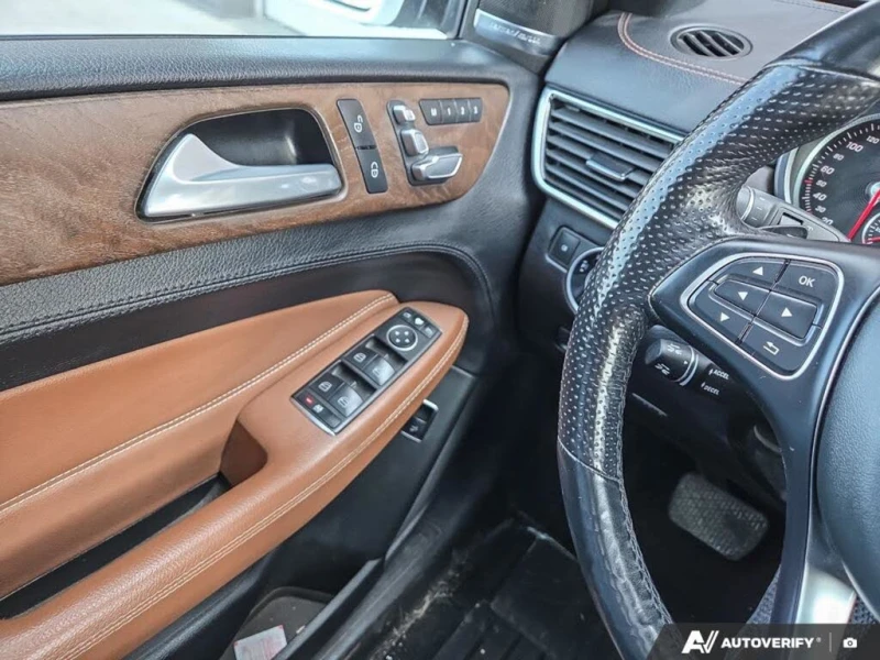 Mercedes-Benz GLE 500 AMG PK| 360| HARMAN| ОБДУХ| PANO| DISTRONIK| ВЪЗДУ, снимка 13 - Автомобили и джипове - 53256739