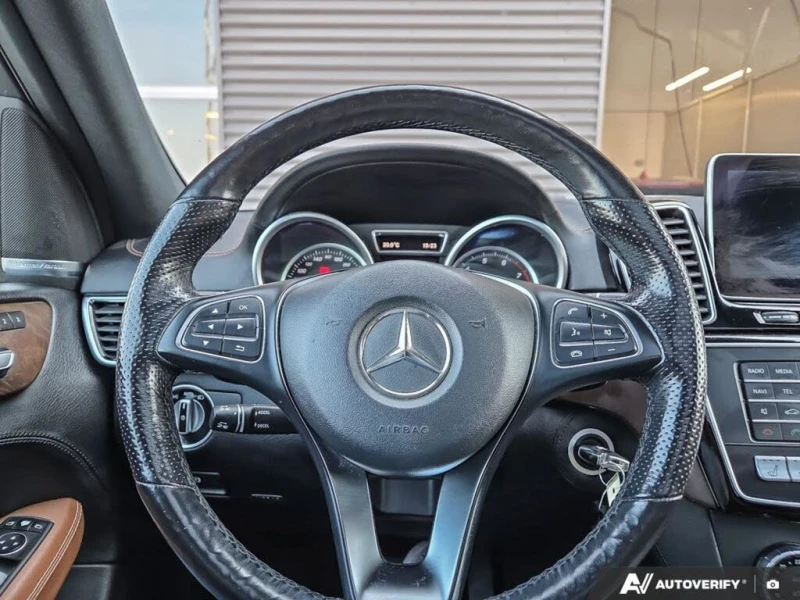 Mercedes-Benz GLE 500 AMG PK| 360| HARMAN| ОБДУХ| PANO| DISTRONIK| ВЪЗДУ, снимка 9 - Автомобили и джипове - 53256739