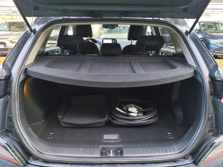 Hyundai Kona 64kWh* Facelift* Digital* Keyless* Подгрев, снимка 10 - Автомобили и джипове - 53870582