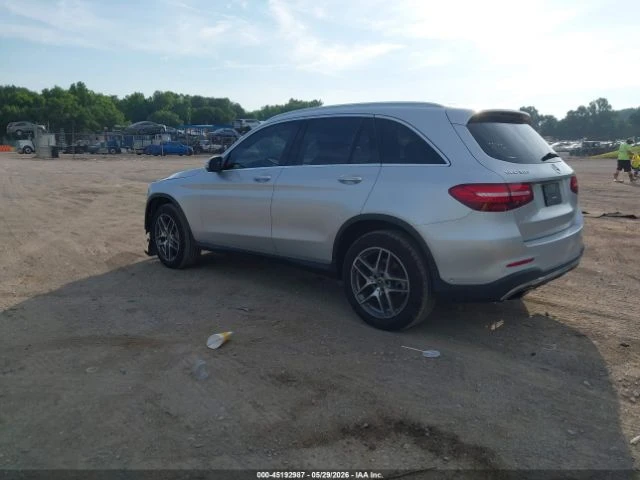 Mercedes-Benz GLC 300 * 4MATIC* AMG* КОЖА* ПОДГРЕВ* ПАНОРАМА* BURMESTER*, снимка 3 - Автомобили и джипове - 54956743