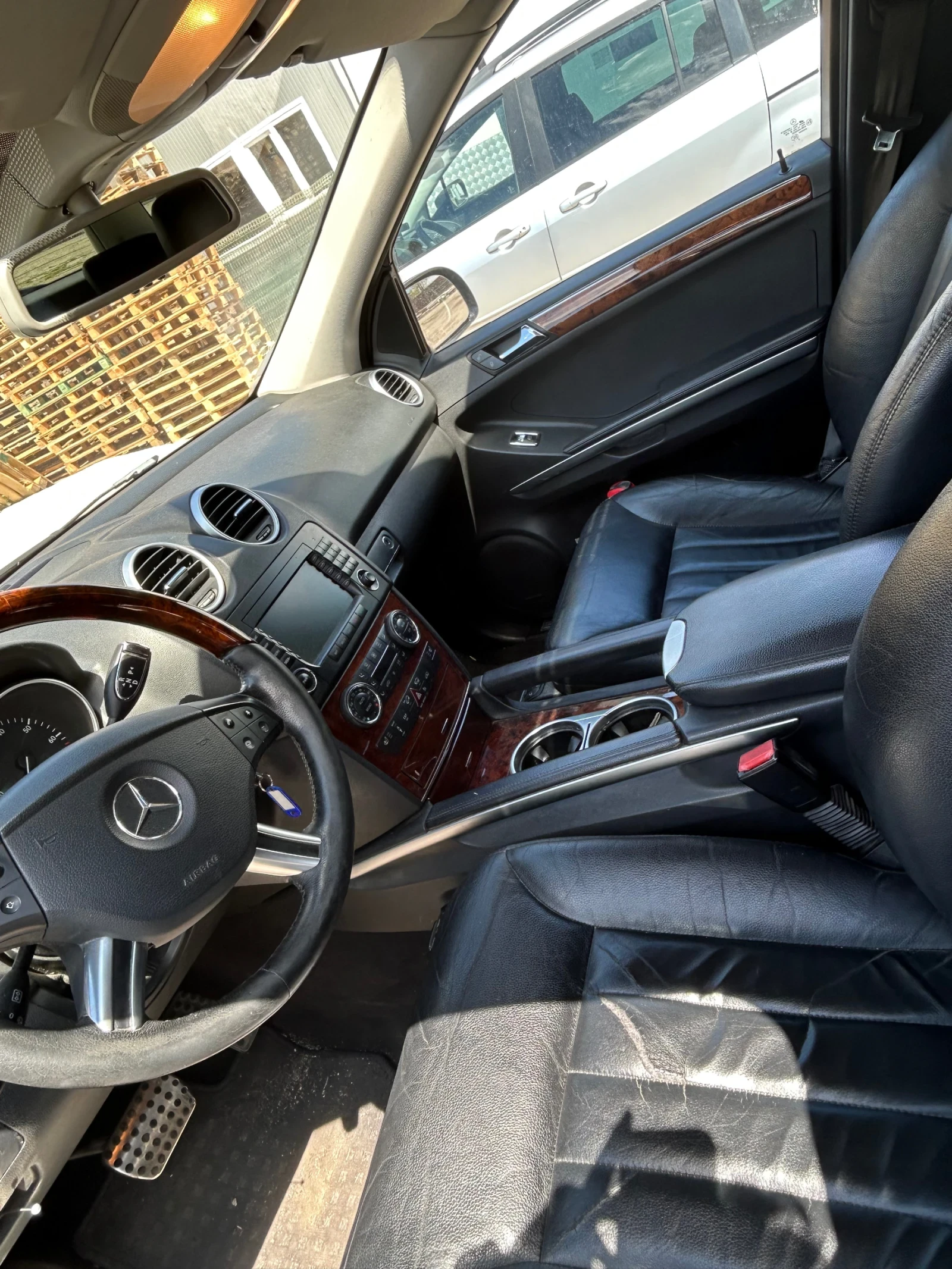 Mercedes-Benz ML 500  - изображение 5
