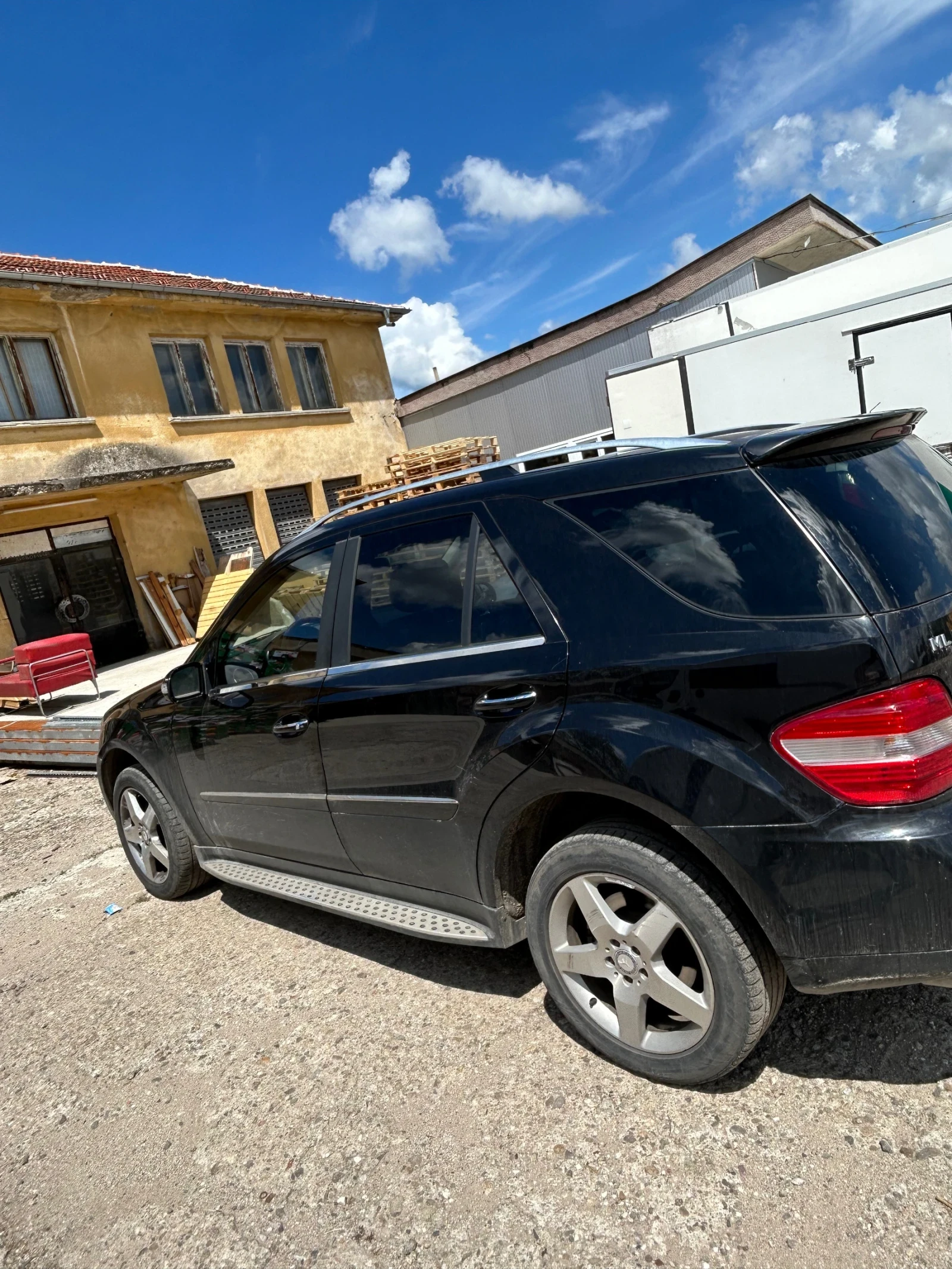 Mercedes-Benz ML 500  - изображение 4