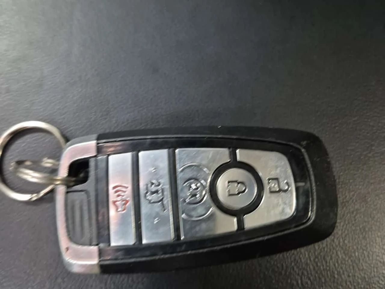 Ford Explorer * ST * CARFAX * 7-местен * Панорама * , снимка 11 - Автомобили и джипове - 53947058