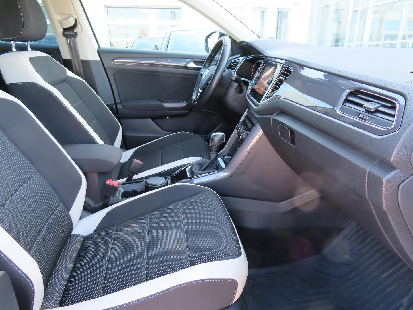 VW T-Roc | Mobile.bg � ����������� 6