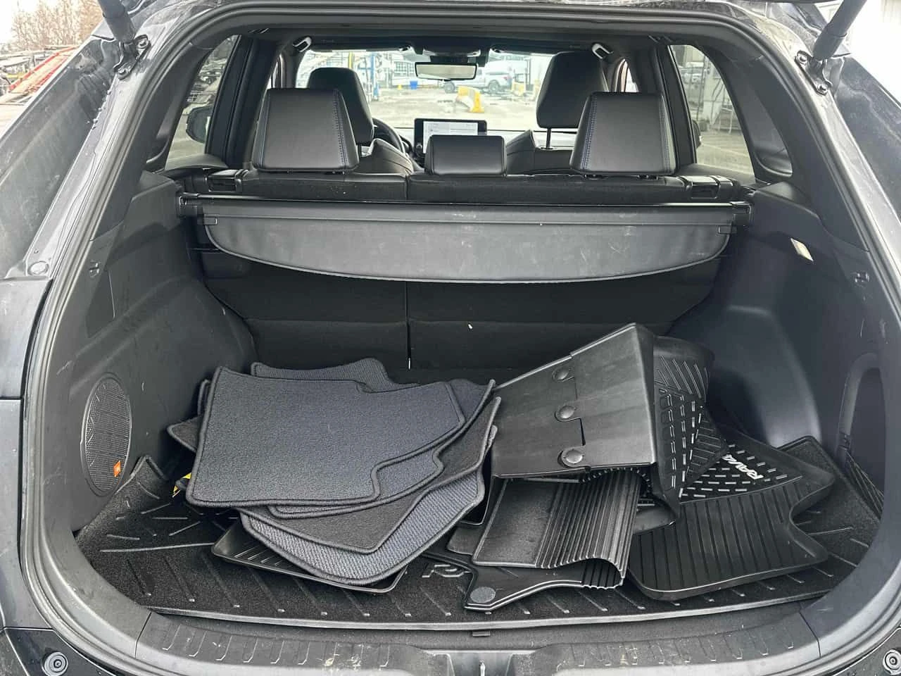 Toyota Rav4 Hybrid XSE / 360 / DISTRONIC / JBL /ВСИЧКИ ЕКСТРИ, снимка 13 - Автомобили и джипове - 54072374