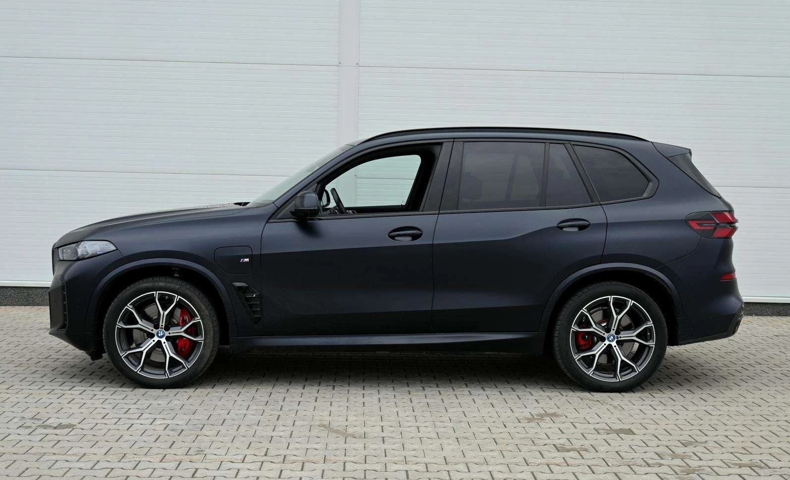 BMW X5 50e xDrive M-Sport, снимка 5 - Автомобили и джипове - 54370720