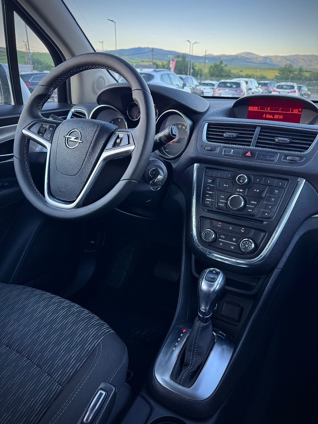 Opel Mokka EURO 6B Aвтоматик, снимка 8 - Автомобили и джипове - 54556582
