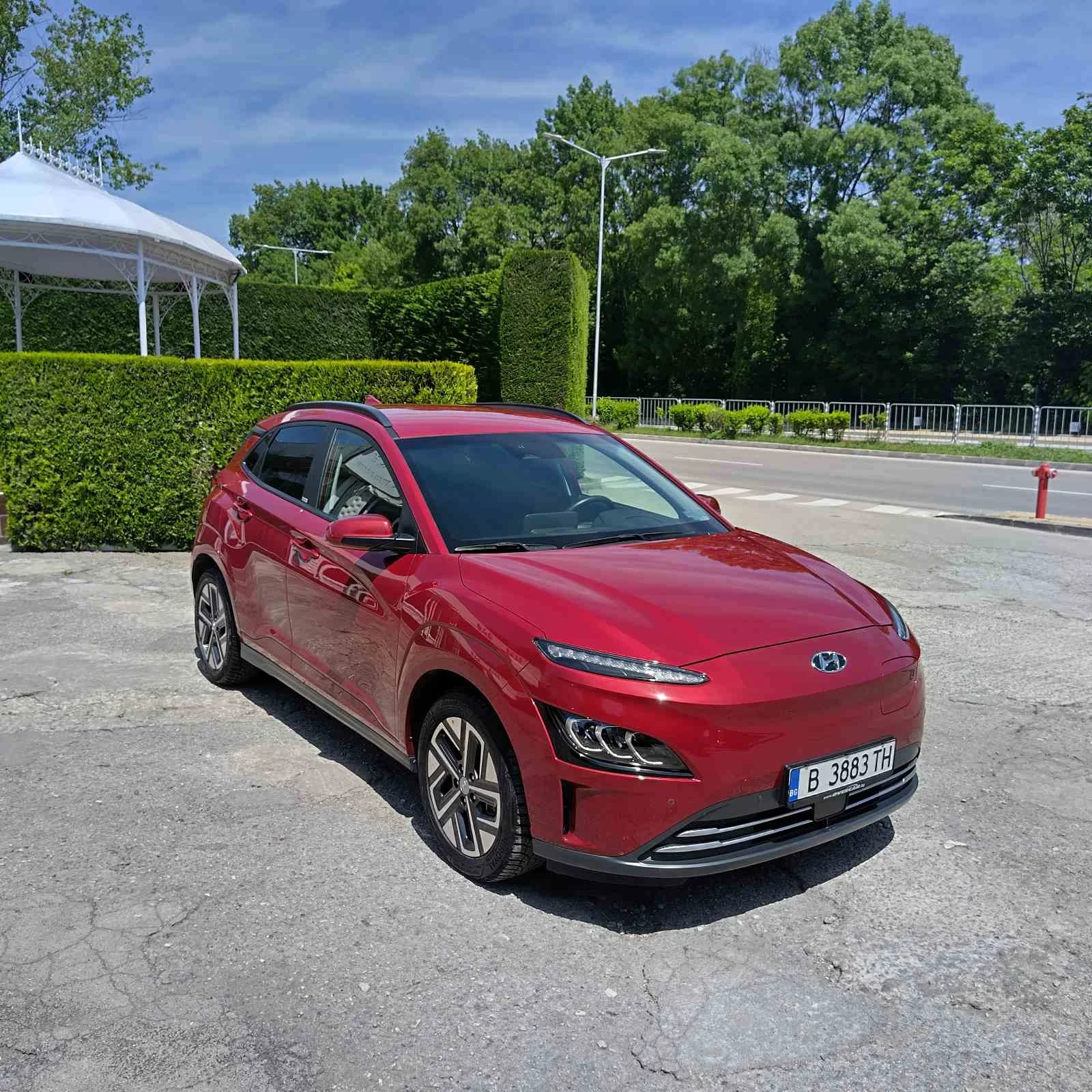 Hyundai Kona, снимка 8 - Автомобили и джипове - 54720200