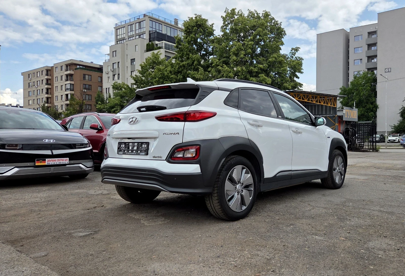 Hyundai Kona SOH 100%/64KWh/Premium, снимка 4 - Автомобили и джипове - 55178400