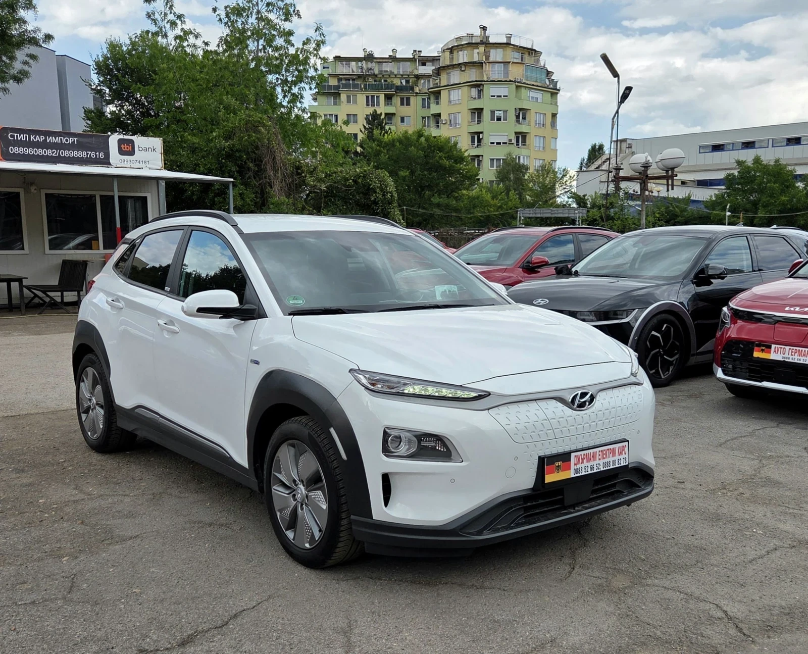 Hyundai Kona SOH 100%/64KWh/Premium, снимка 2 - Автомобили и джипове - 55178400