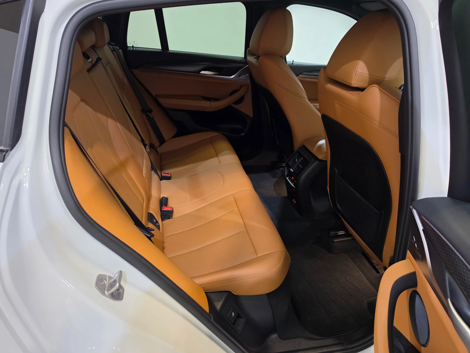 BMW X4 xDrive20d Mild-Hybrid M-Sport, снимка 12 - Автомобили и джипове - 55845083