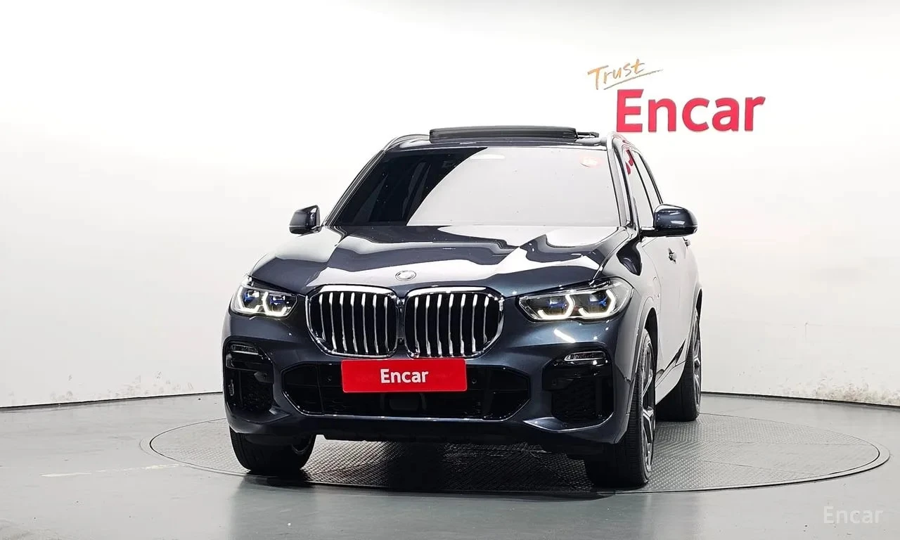 BMW X5 * xDrive 45e M Sport * ЦЕНА ДО БЪЛГАРИЯ* , снимка 3 - Автомобили и джипове - 56103939