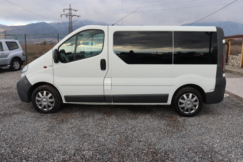 Opel Vivaro 1.9TDI, снимка 7 - Бусове и автобуси - 48706221