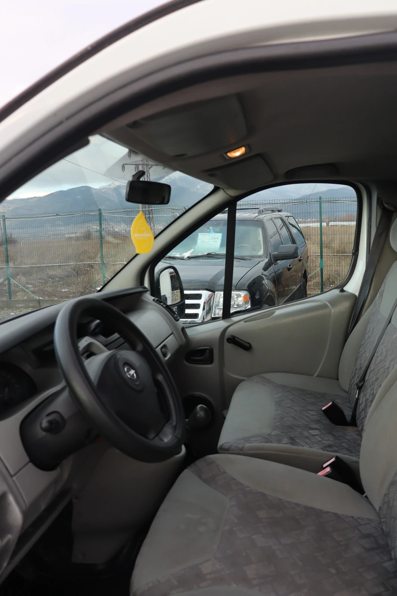 Opel Vivaro 1.9TDI, снимка 9 - Бусове и автобуси - 48706221