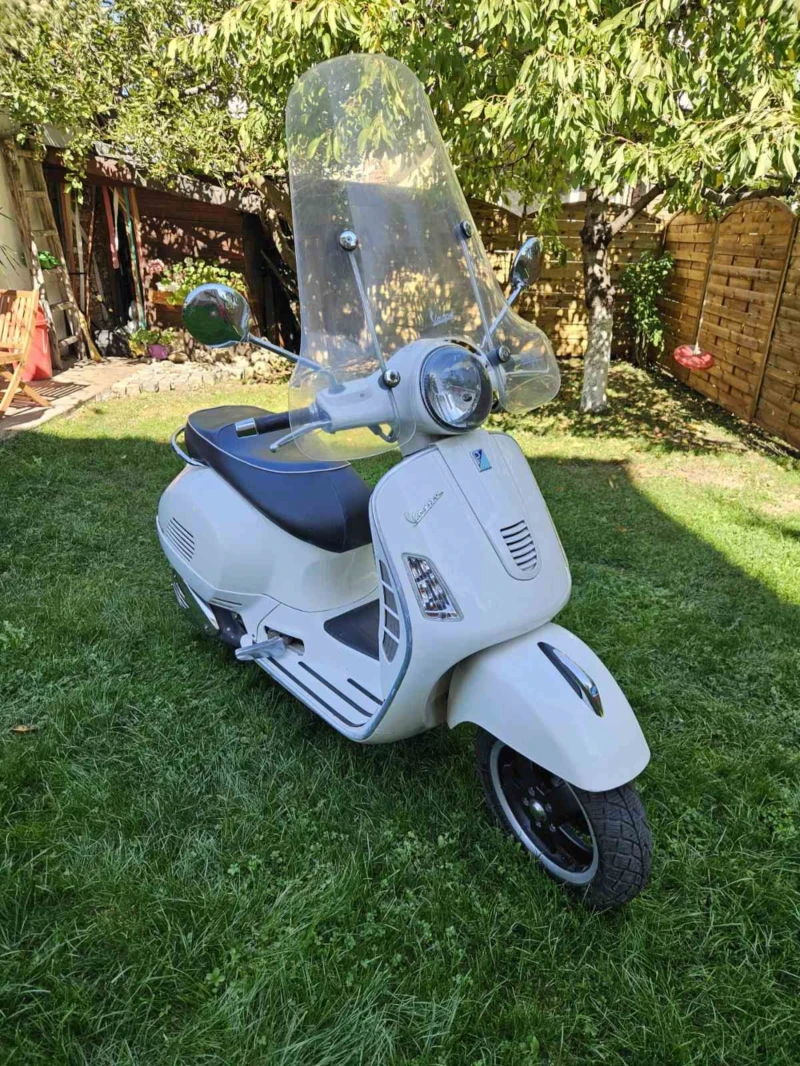 Vespa 300 300 GTS, снимка 3 - Мотоциклети и мототехника - 49507972