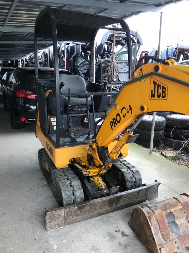 Багер JCB 8018 PRO, снимка 1 - Индустриална техника - 39753246