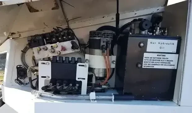 Автовишка Друга марка Simon Boxer 170E, снимка 14 - Индустриална техника - 53936285