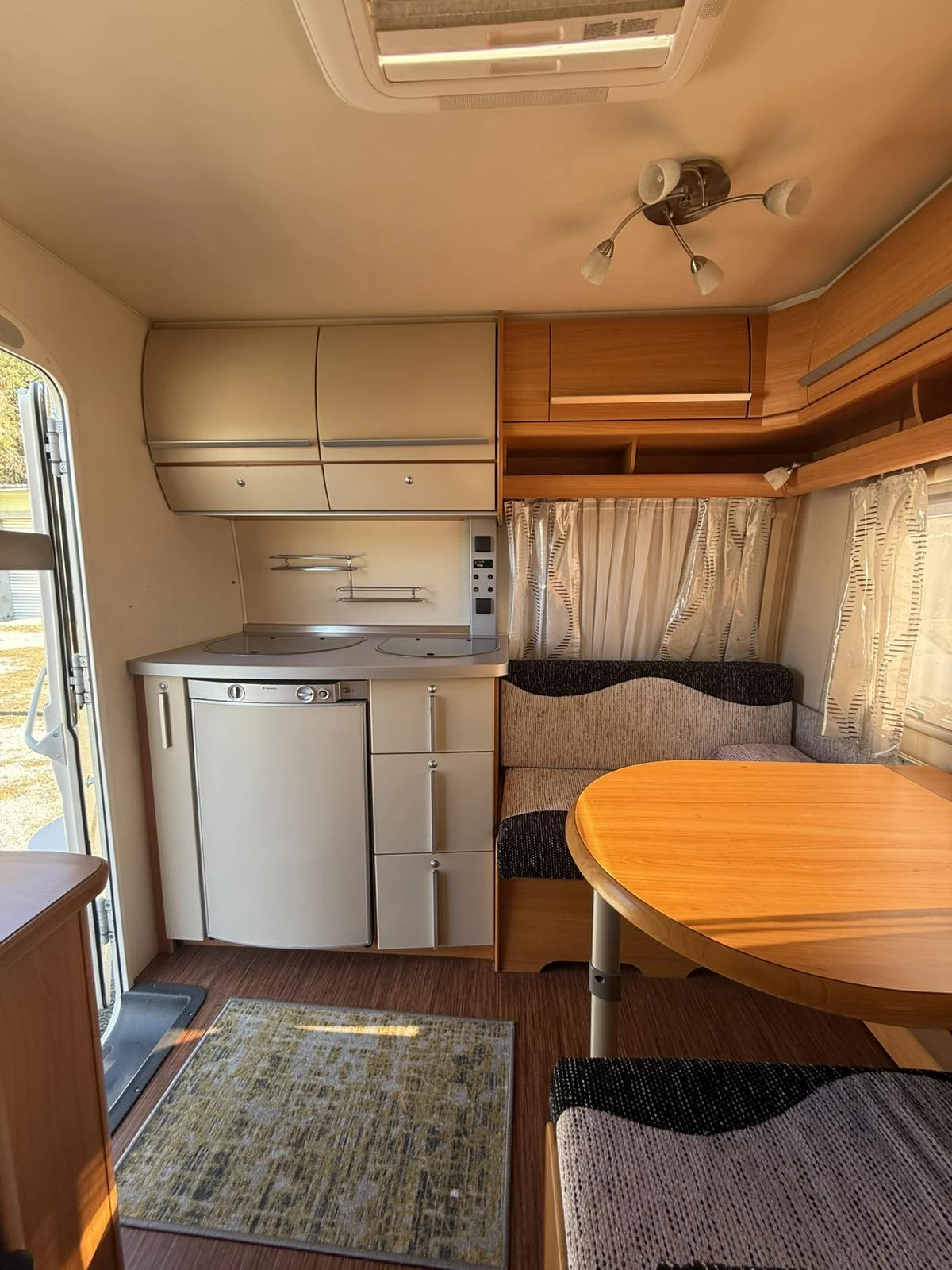 Каравана Fendt SAPHIR-390 (ПРОМОЦИЯ ДО 28.12.25г. - изображение 6