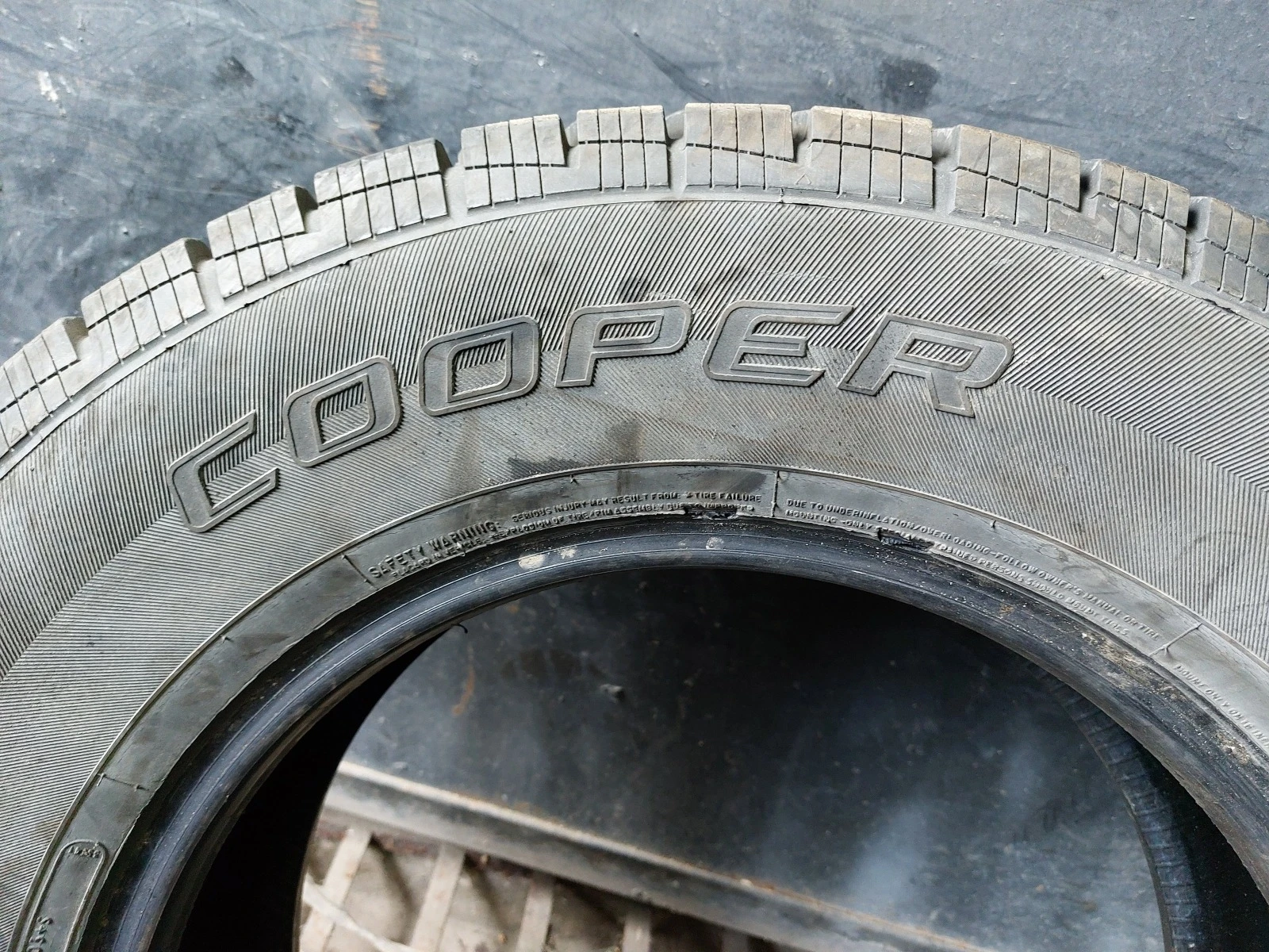 ���� 225/70R16 | Mobile.bg � ����������� 5