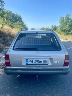 Mercedes-Benz 124, снимка 7